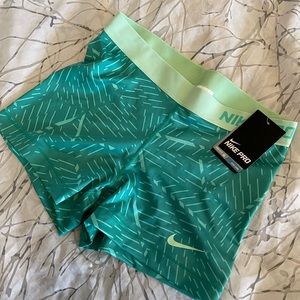 Nike Compression 3in Shorts